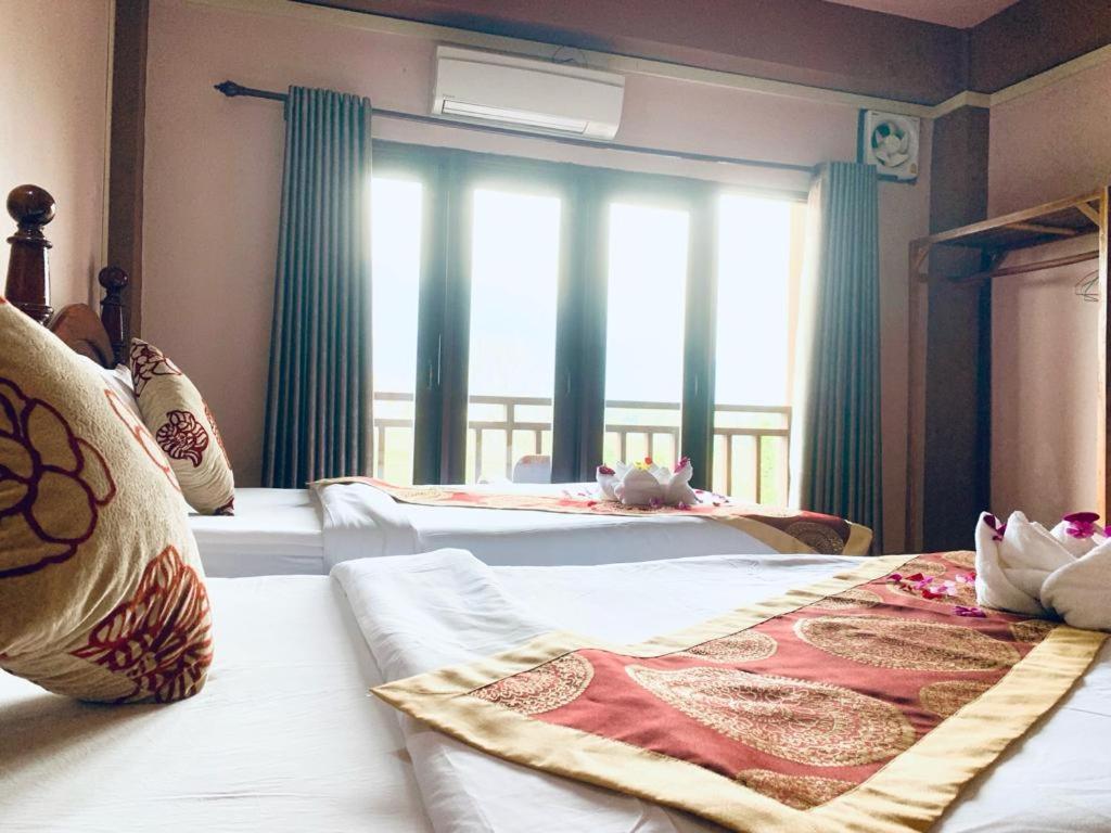 Happy Riverview Hotel 방 비엥 외부 사진