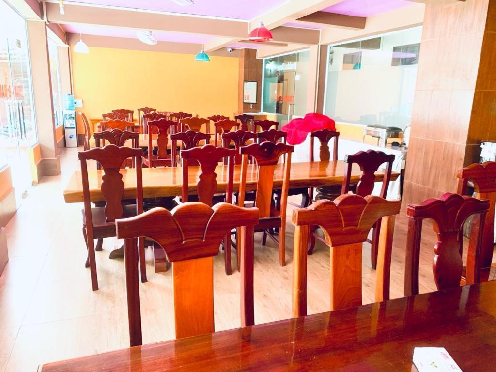 Happy Riverview Hotel 방 비엥 외부 사진