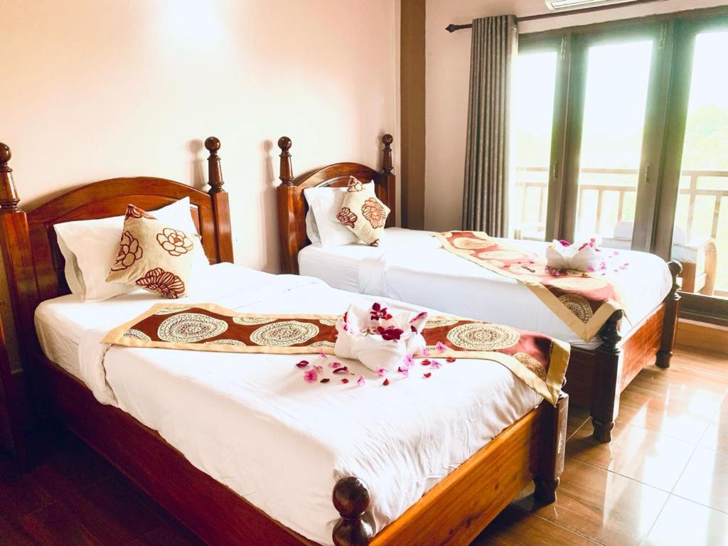 Happy Riverview Hotel 방 비엥 외부 사진