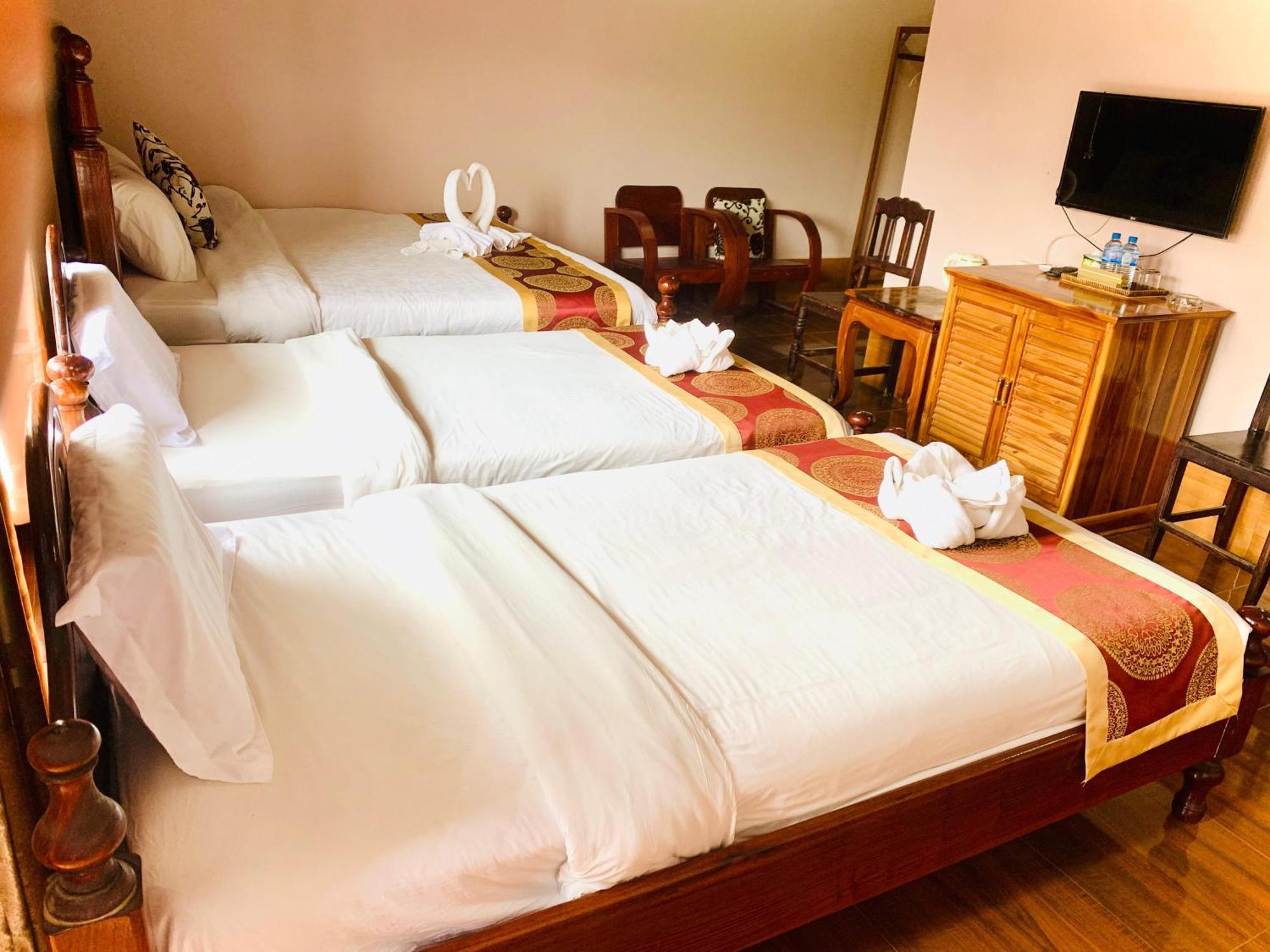 Happy Riverview Hotel 방 비엥 외부 사진
