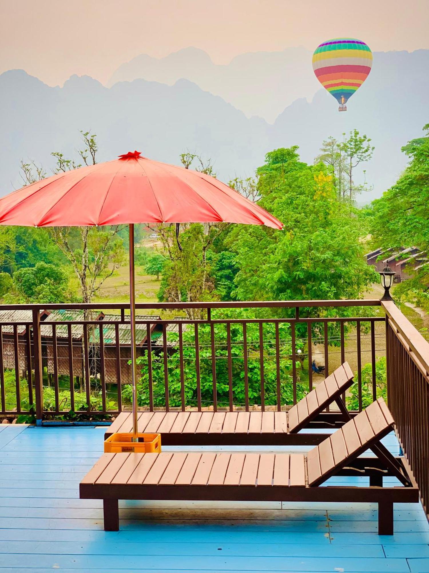 Happy Riverview Hotel 방 비엥 외부 사진