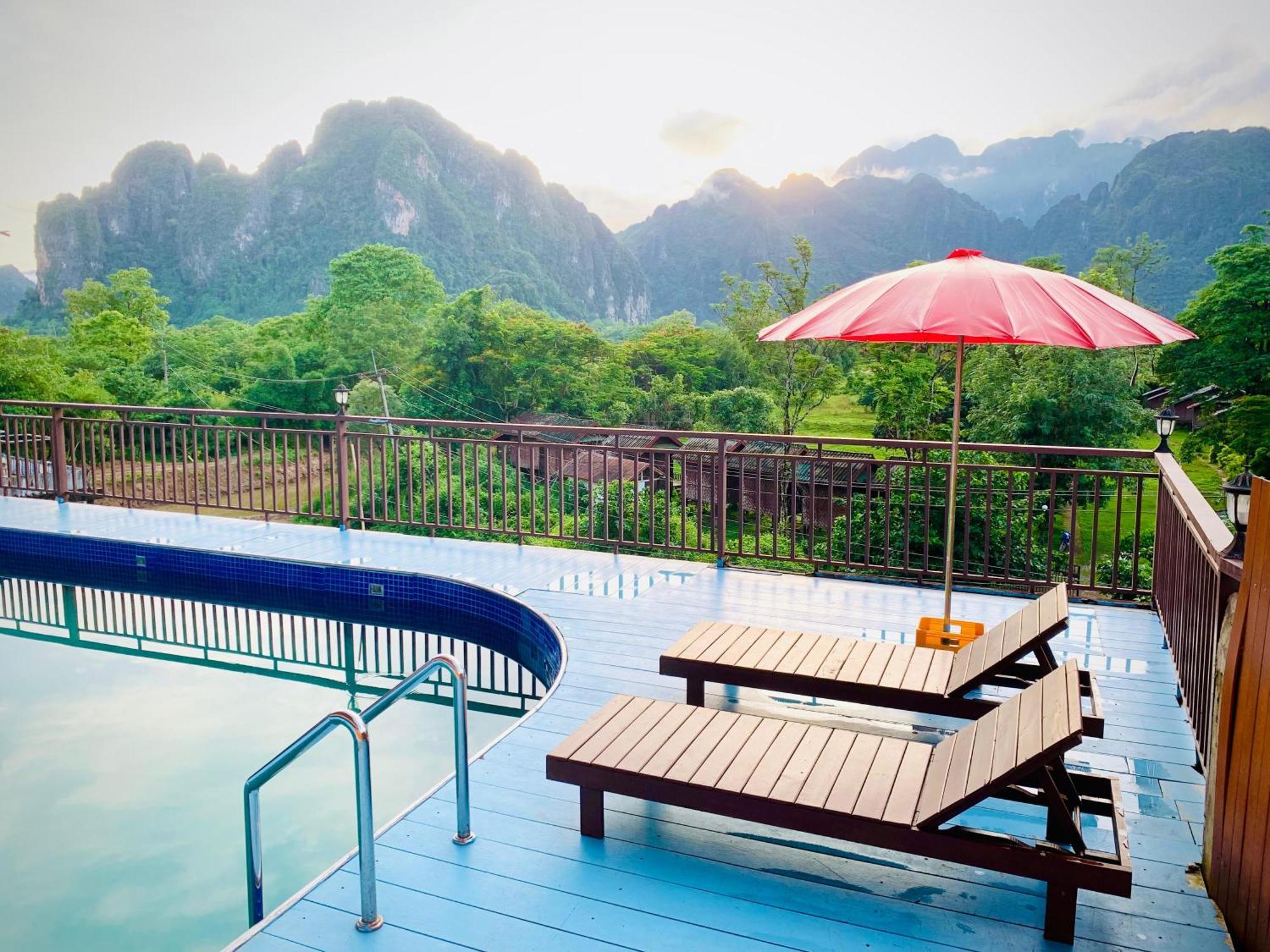 Happy Riverview Hotel 방 비엥 외부 사진