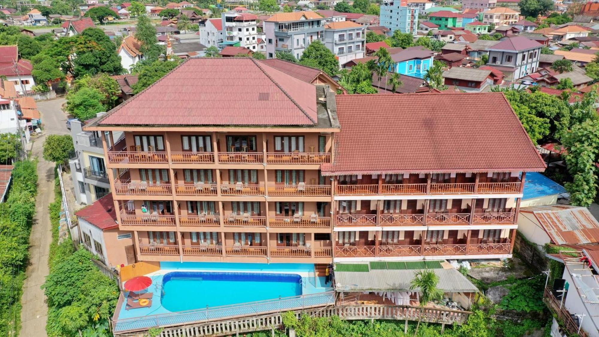 Happy Riverview Hotel 방 비엥 외부 사진
